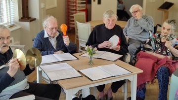 Live music sing-along at Devizes care home